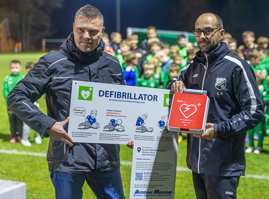 Defibrillator für SG Grün-Weiß
